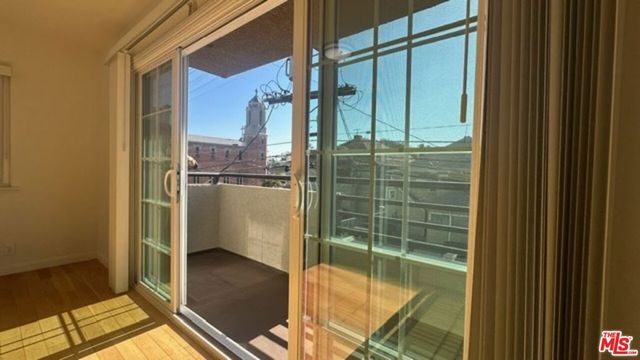 1212 Arapahoe Street 305, Los Angeles, CA 90006