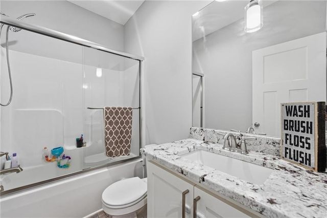 1504 Country Club Drive, Pleasant Hill, MO 64080