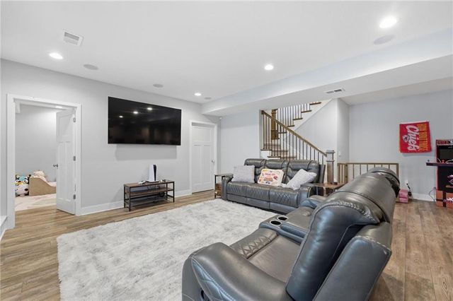 1504 Country Club Drive, Pleasant Hill, MO 64080