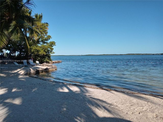 35 Bass Ave., Key Largo, FL 33037