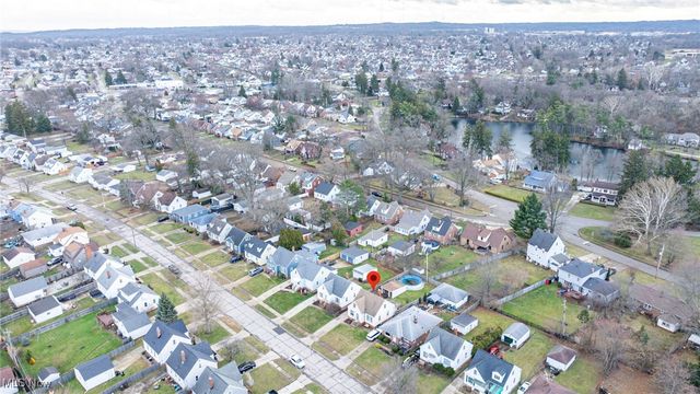 8803 Pinegrove Avenue, Parma, OH 44129