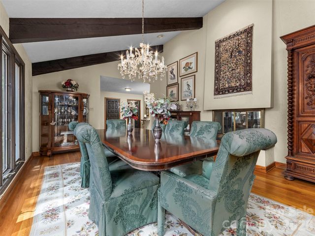69 Forest Road, Asheville, NC 28803
