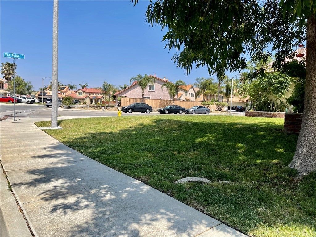 25755 VIA TEJON AVE, Moreno Valley, CA 92551 — photo 5