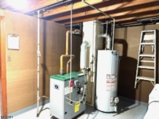 734 Louise Ct, Lyndhurst Twp., NJ 07071