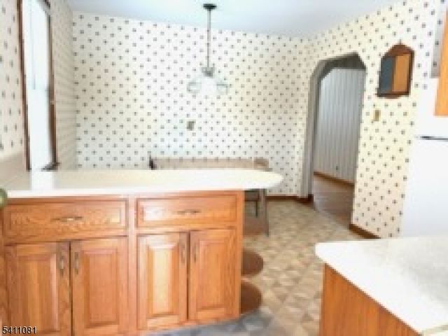 734 Louise Ct, Lyndhurst Twp., NJ 07071