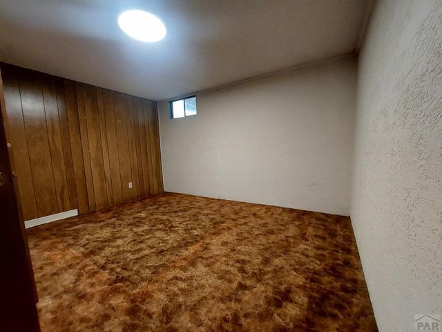 2042 S Riverview Dr, Pueblo, CO 81006