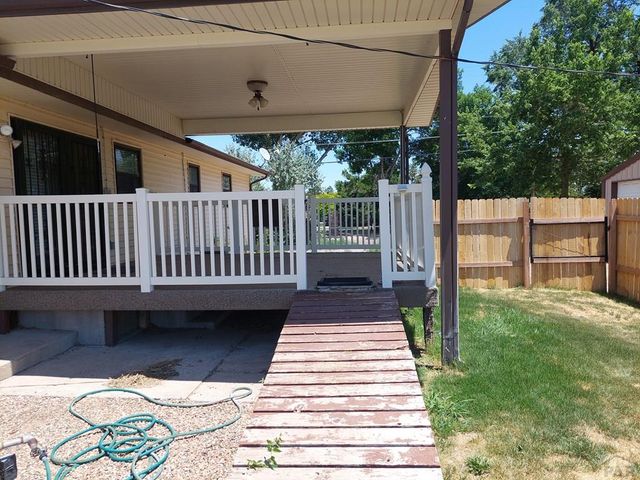 2042 S Riverview Dr, Pueblo, CO 81006