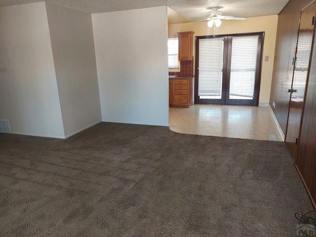 2042 S Riverview Dr, Pueblo, CO 81006