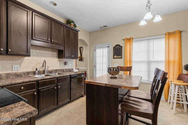 303 Maidstone Drive, Richlands, NC 28574