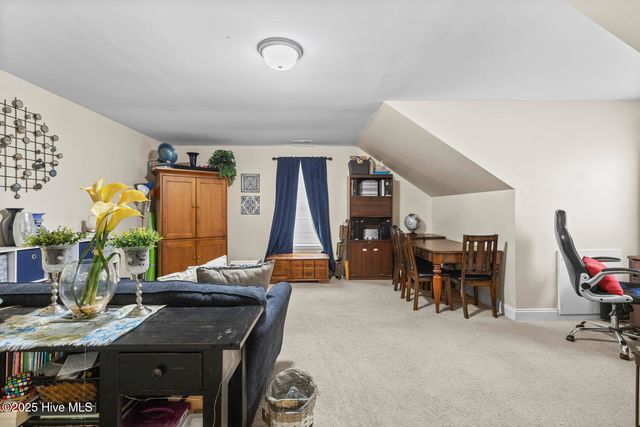 303 Maidstone Drive, Richlands, NC 28574