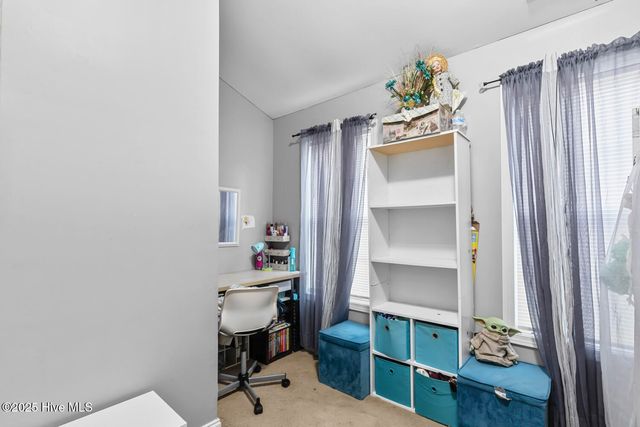 303 Maidstone Drive, Richlands, NC 28574