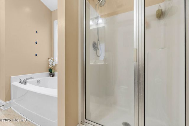 303 Maidstone Drive, Richlands, NC 28574