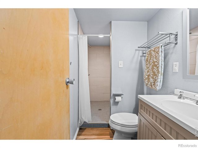 1050 N Corona Street 216, Denver, CO 80218