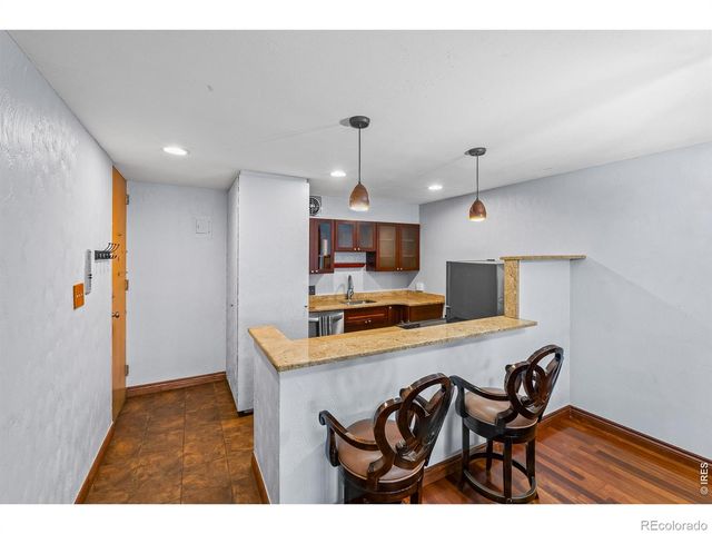 1050 N Corona Street 216, Denver, CO 80218