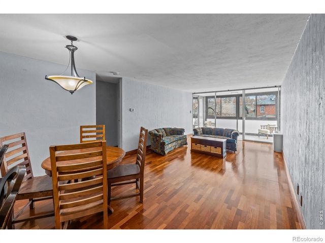 1050 N Corona Street 216, Denver, CO 80218