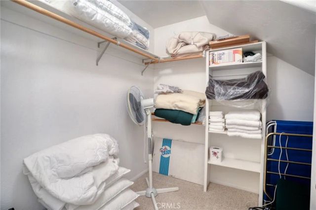 196 B, Lake Arrowhead, CA 92352