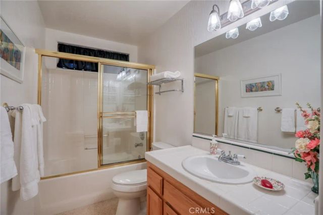 196 B, Lake Arrowhead, CA 92352