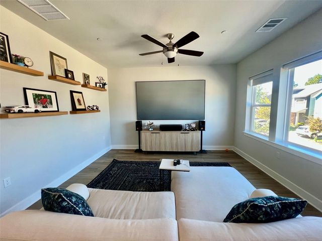 607 Bernese PASS, Austin, TX 78745