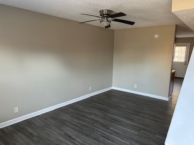 2325 Raleigh Ct Apt 2, Clarksville, TN 37043