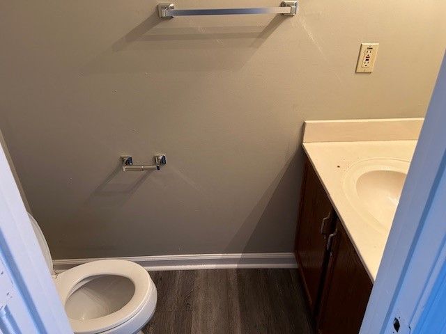 2325 Raleigh Ct Apt 2, Clarksville, TN 37043