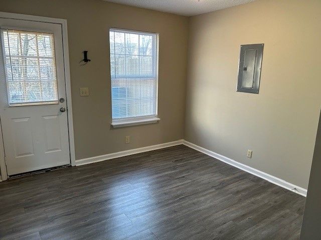 2325 Raleigh Ct Apt 2, Clarksville, TN 37043