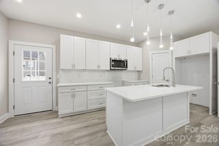 3800 Freedom Drive, Charlotte, NC 28208