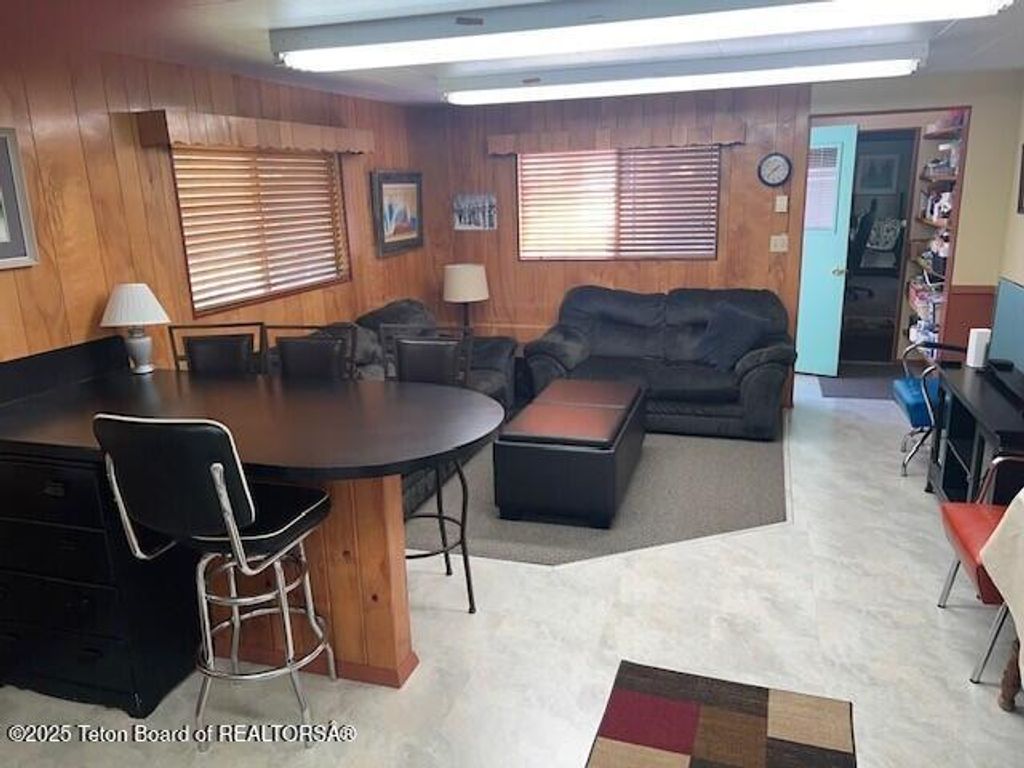 110 & 120 W HANSEN Avenue, Jackson, WY 83001 photo 7