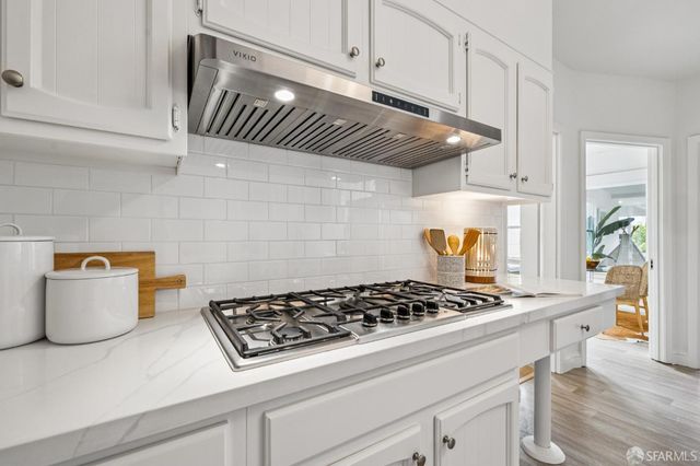 2227 19th Avenue, San Francisco, CA 94116