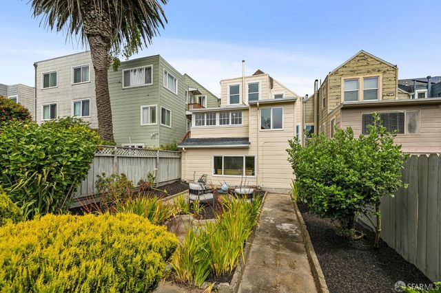2227 19th Avenue, San Francisco, CA 94116