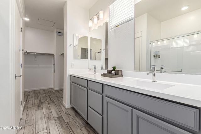 300 N GILA SPRINGS Boulevard 181, Chandler, AZ 85226