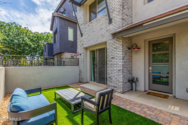 300 N GILA SPRINGS Boulevard 181, Chandler, AZ 85226