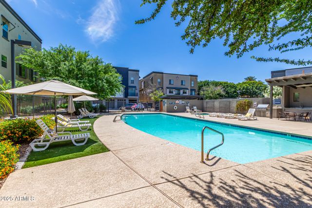 300 N GILA SPRINGS Boulevard 181, Chandler, AZ 85226