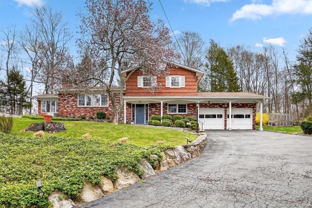 11 Billingsley Trail, Goldens Bridge, NY 10526