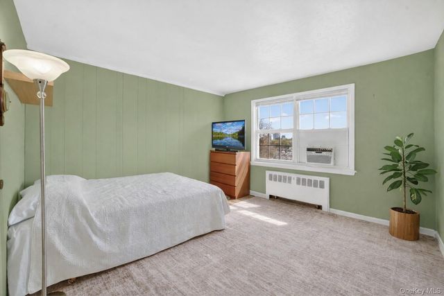 37 Fieldstone Drive E4, Hartsdale, NY 10530