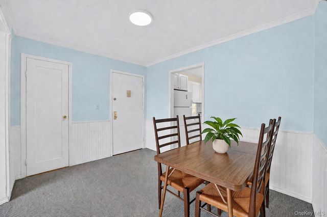 37 Fieldstone Drive E4, Hartsdale, NY 10530