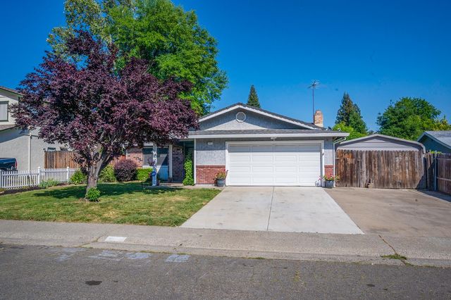 8445 Juglans Dr, Orangevale, CA 95662