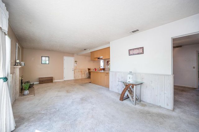 8445 Juglans Dr, Orangevale, CA 95662