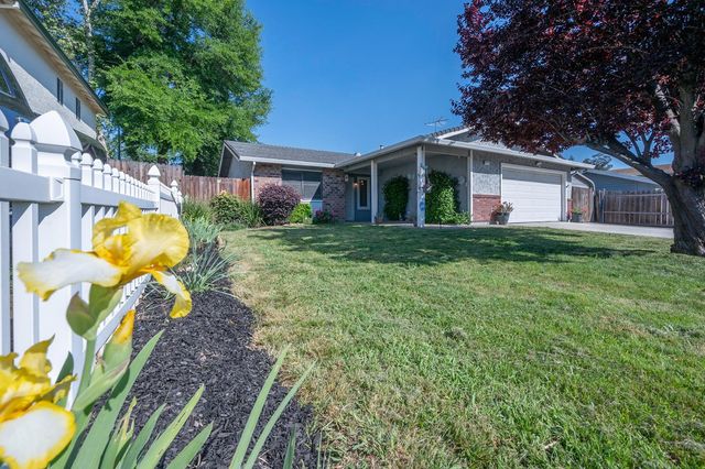 8445 Juglans Dr, Orangevale, CA 95662