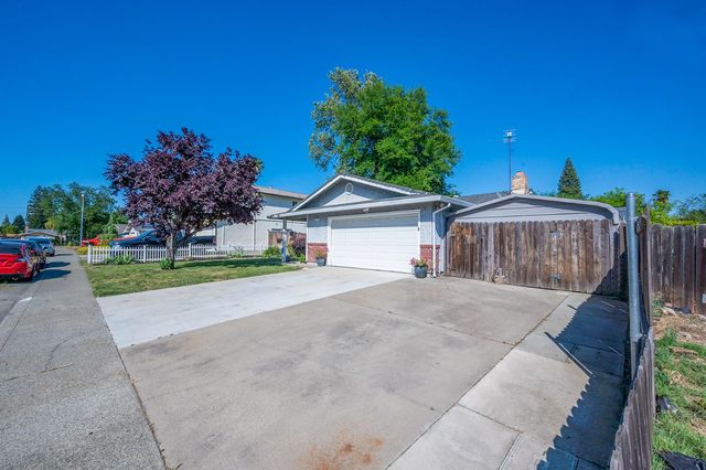 8445 Juglans Dr, Orangevale, CA 95662