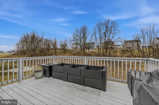 174 BRANT LN, Martinsburg, WV 25403