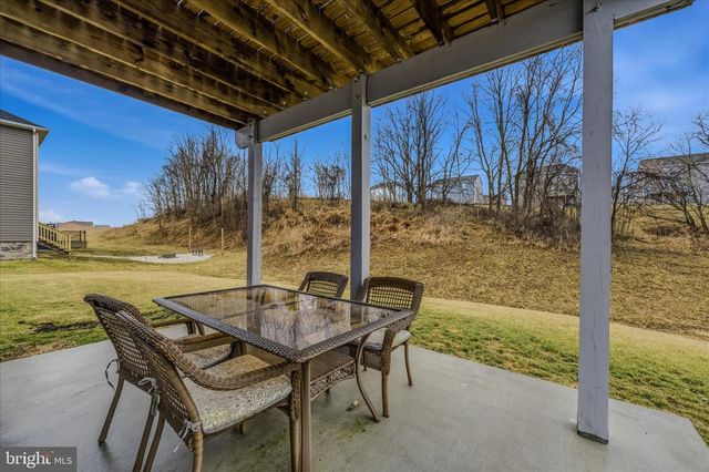 174 BRANT LN, Martinsburg, WV 25403