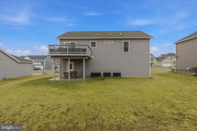 174 BRANT LN, Martinsburg, WV 25403