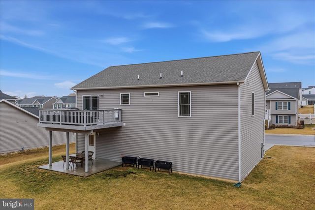 174 BRANT LN, Martinsburg, WV 25403