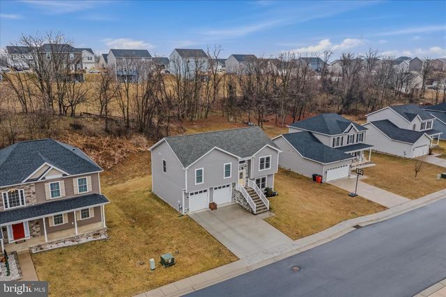 174 BRANT LN, Martinsburg, WV 25403