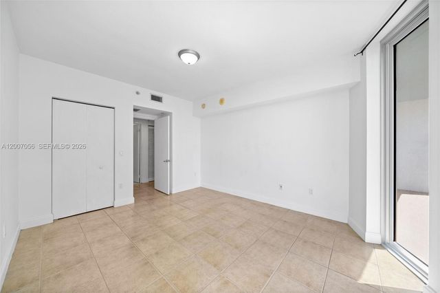 185 SW 7th St 1710, Miami, FL 33130