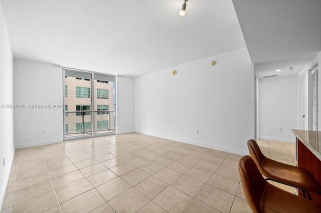 185 SW 7th St 1710, Miami, FL 33130