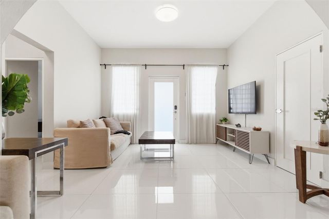 56 CALLE F KRUG CONDADO 5, San Juan, PR 00907