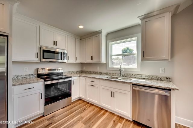 107 N Kennett Ave, Bardstown, KY 40004