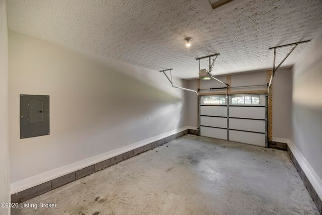 107 N Kennett Ave, Bardstown, KY 40004