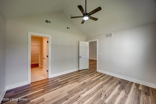 107 N Kennett Ave, Bardstown, KY 40004